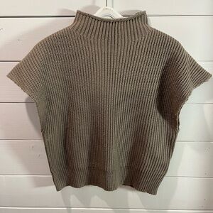 🤎EN SAISON Knit Mock Neck Cap Sleeve Sweater - Size S